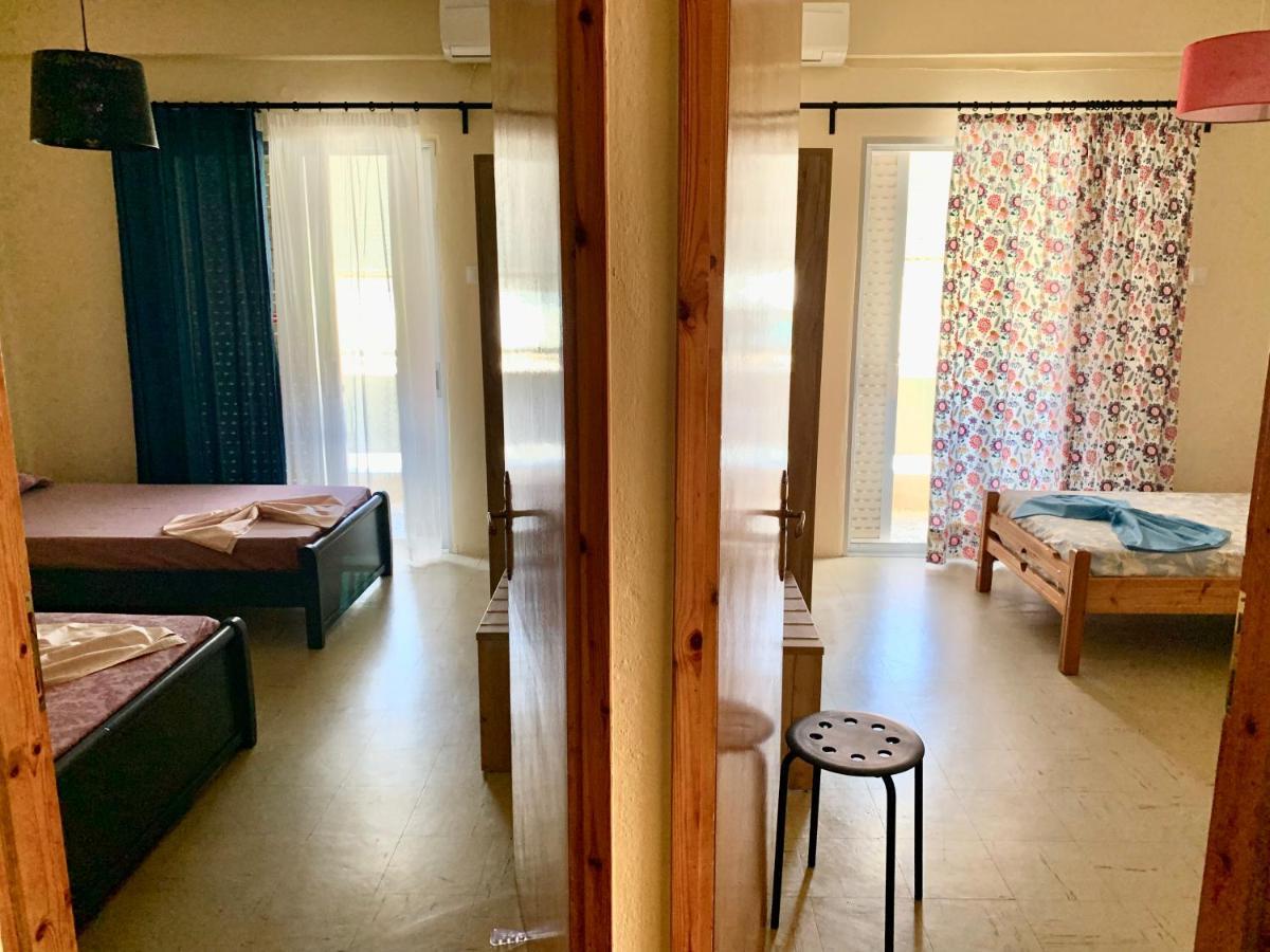 Nikol Apartments Olympiaki Akti Bagian luar foto