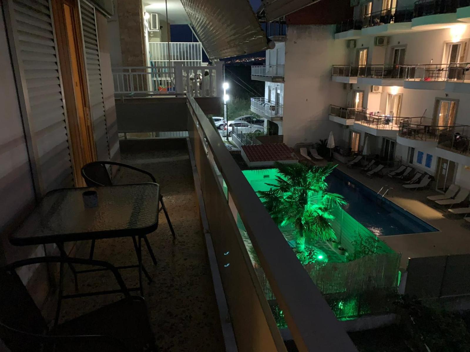 Nikol Apartments Olympiaki Akti Bagian luar foto